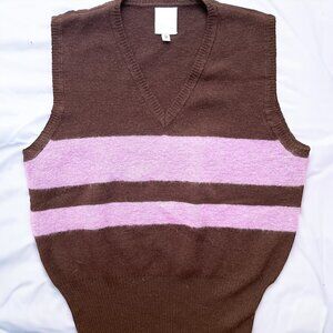 Vintage fitted knit sweater vest